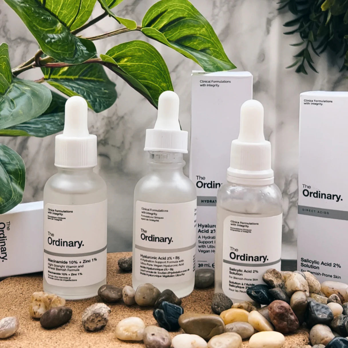 Trío Poderoso THE ORDINARY: Niacinamida + Ácido Hialurónico + Salicílico